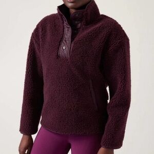 Athleta Sherpa fleece quarter snap pullover sweater sweatshirt purple small